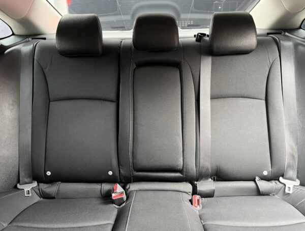 2018 Honda Civic 1.8 E A/T - Image 13