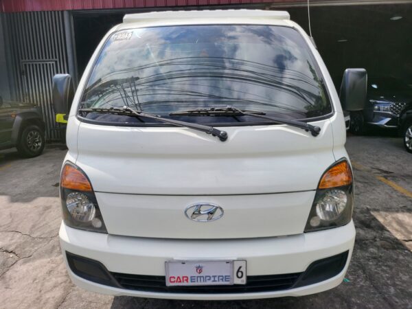 2018 Hyundai H100 2.6 GL Dual Aircon M/T - Image 2