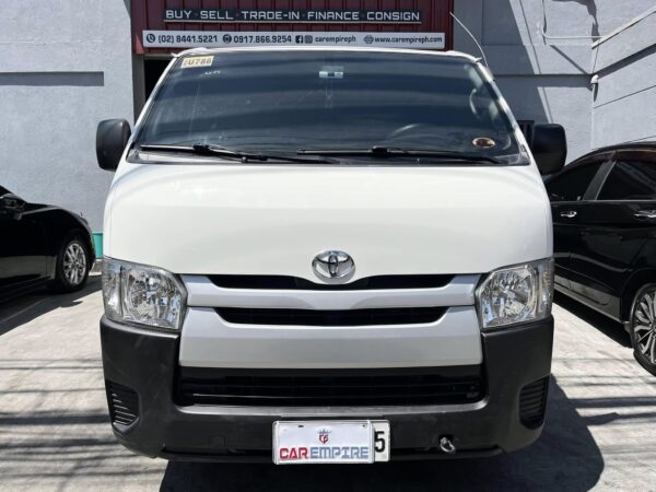 2018 Toyota Hiace 3.0 Commuter M/T - Image 2