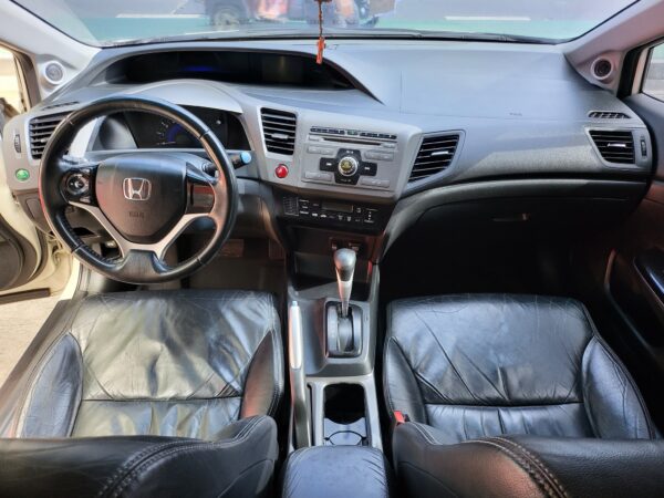 2013 Honda Civic 2.0 S A/T - Image 11