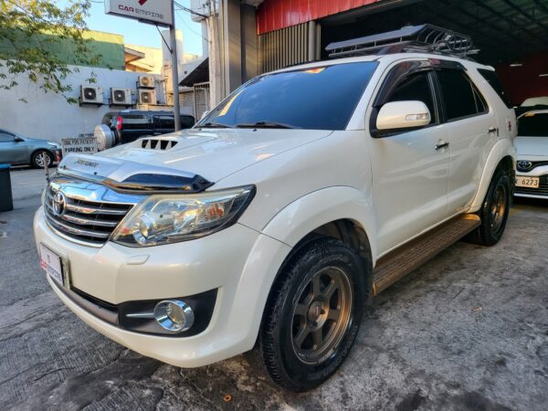 2015 Toyota Fortuner 2.4 V Diesel Super Loaded A/T