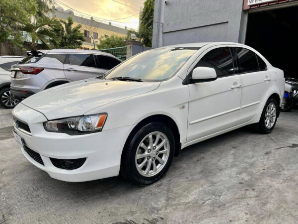 2013 Mitsubishi Lancer EX 1.6 GLX A/T