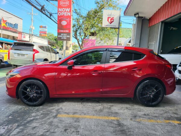 2019 Mazda 3 Hatchback 1.5 Skyactiv 30K KM A/T - Image 3