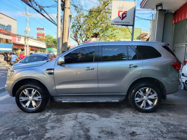 2018 Ford Everest  2.2 Titanium A/T - Image 3