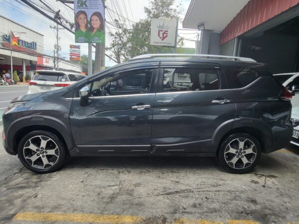 2022 Mitsubishi Xpander Cross 1.5 A/T - Image 3