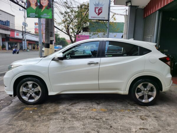 2017 Honda HRV 1.8 EL A/T - Image 3