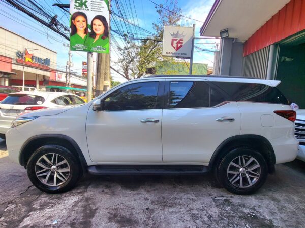 2019 Toyota Fortuner 2.4 V Diesel A/T - Image 3