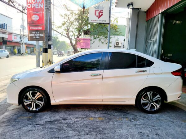 2016 Honda City 1.5 VX A/T - Image 3