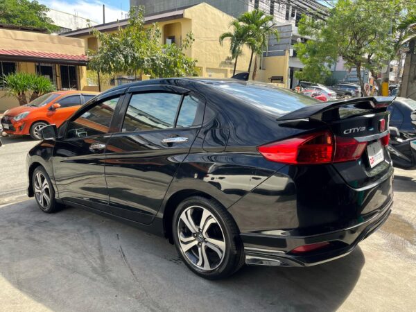 2015 Honda City 1.5 VX A/T - Image 5