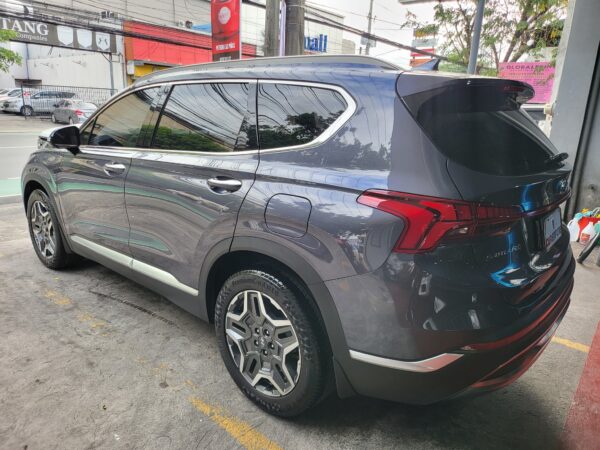 2023 Hyundai Santa Fe 2.2 CRDI Save 900K From Brand New 10K KM A/T - Image 4