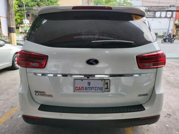 2019 Kia Grand Carnival 2.2 Captain Seats Push Start W/Sunroof A/T - Image 5