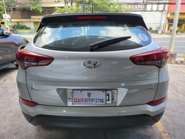 2016 Hyundai Tucson 2.0 GLS Push Start Diesel A/T - Image 5