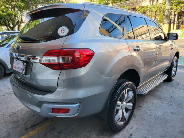 2018 Ford Everest  2.2 Titanium A/T - Image 6