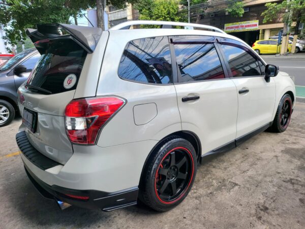 2013 Subaru Forester 2.0 XT Loaded A/T - Image 6