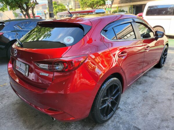 2019 Mazda 3 Hatchback 1.5 Skyactiv 30K KM A/T - Image 6