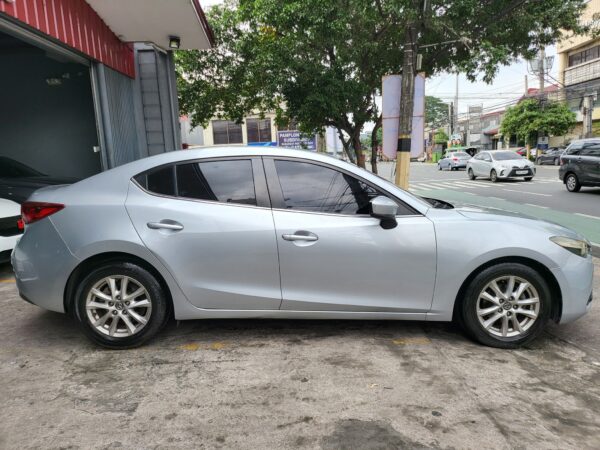 2017 Mazda 3 1.5 Skyactiv A/T - Image 8