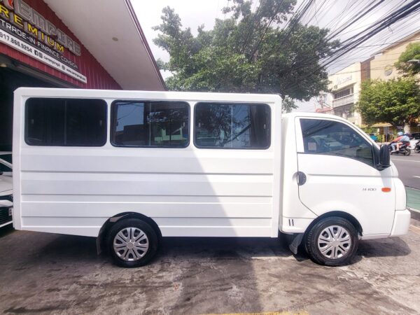 2018 Hyundai H100 2.6 GL Dual Aircon M/T - Image 8