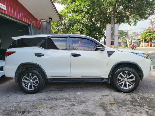 2017 Toyota Fortuner 2.4 V Diesel A/T - Image 7