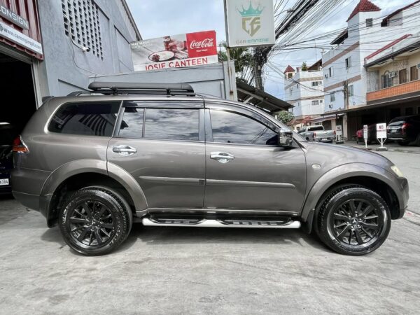 2012 Mitsubishi Montero Sport 2.4 GLS-V A/T - Image 7