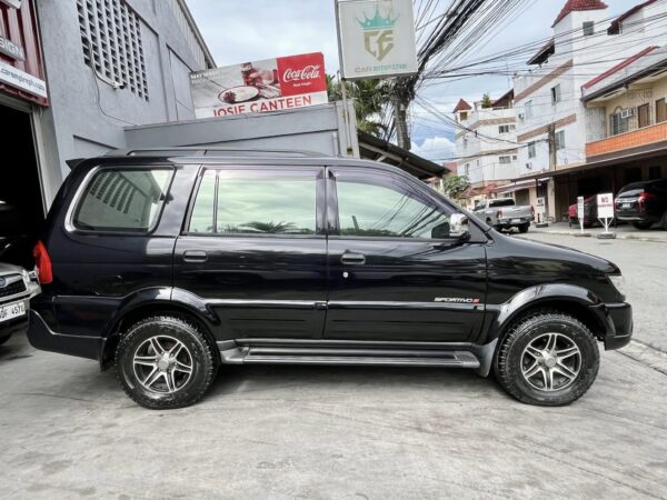 2014 Isuzu Crosswind 2.5 Sportivo X A/T - Image 7