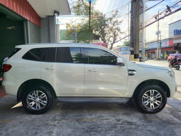 2017 Ford Everest 2.2 Trend A/T - Image 7