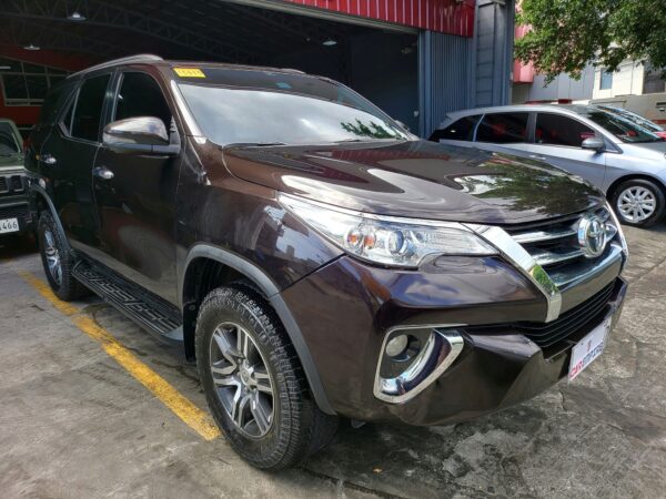 2018 Toyota Fortuner 2.7 G Gas A/T - Image 8