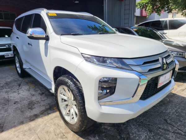 2022 Mitsubishi Montero Sport 2.4 GLX M/T - Image 8