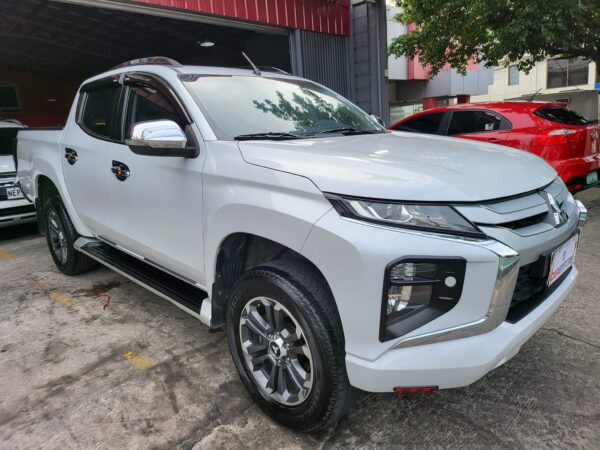 2021 Mitsubishi Strada 2.5 GLS Push Start M/T - Image 8