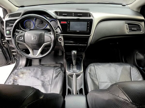 2017 Honda City 1.5 VX A/T - Image 11