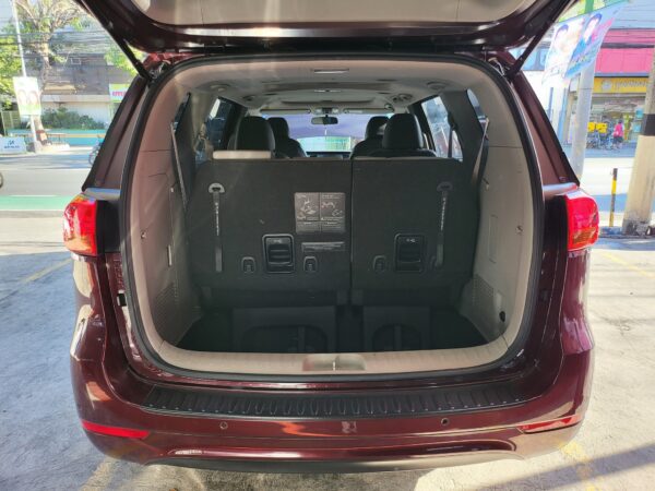 2018 Kia Grand Carnival 2.2 EX Captain Seat W/Sunroof A/T - Image 15