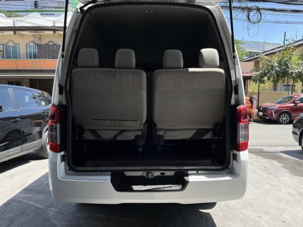 2018 Nissan NV350 Urvan 2.5 Premium A/T - Image 14