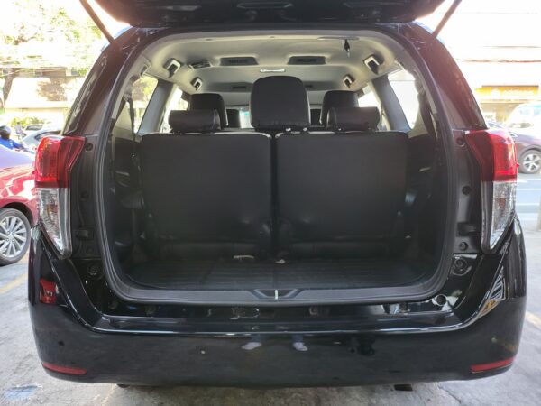 2023 Toyota Innova 2.8 E Diesel Casa Maintained A/T - Image 14