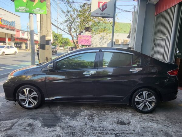 Honda City 2016  1.5 VX A/T - Image 4