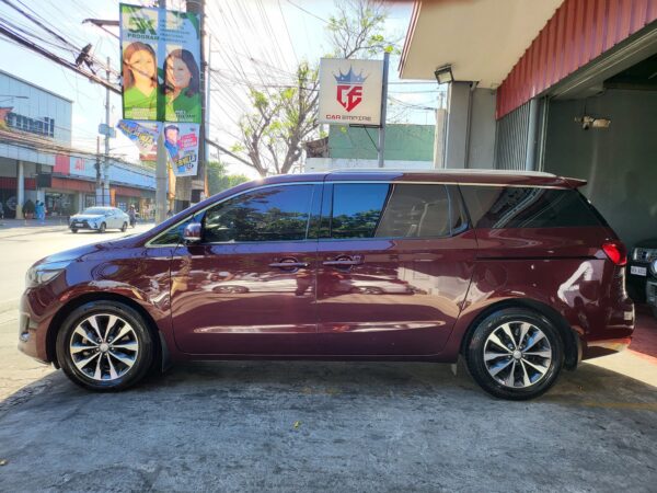 2018 Kia Grand Carnival 2.2 EX Captain Seat W/Sunroof A/T - Image 4