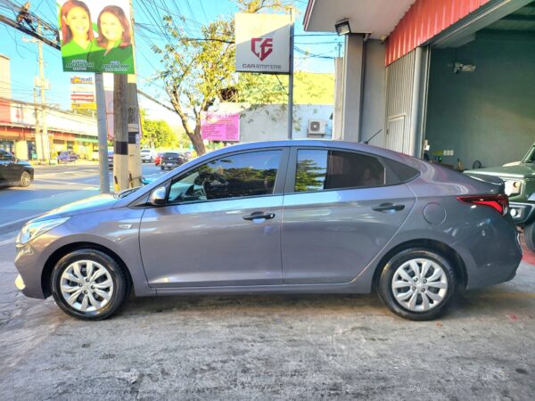 2020 Hyundai Accent 1.4 GL 30K KM A/T - Image 3