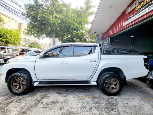 2020 Mitsubishi Strada 2.5 GLX Plus Loaded M/T - Image 3