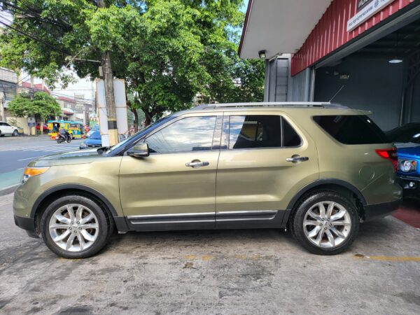 2013 Ford Explorer 3.5 4x4 A/T - Image 3