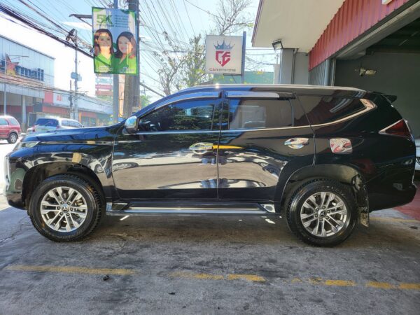 2023 Mitsubishi Montero Sport 2.5 GLS A/T - Image 3