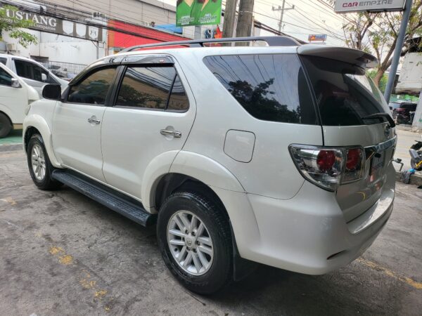 2013 Toyota Fortuner 2.7 G A/T - Image 5