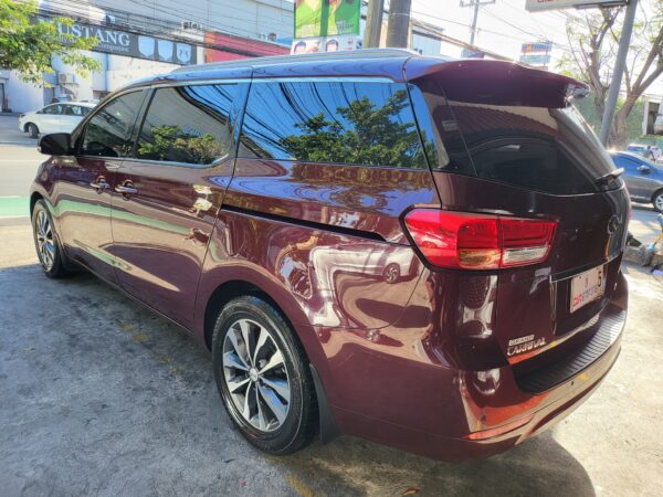 2018 Kia Grand Carnival 2.2 EX Captain Seat W/Sunroof A/T - Image 5