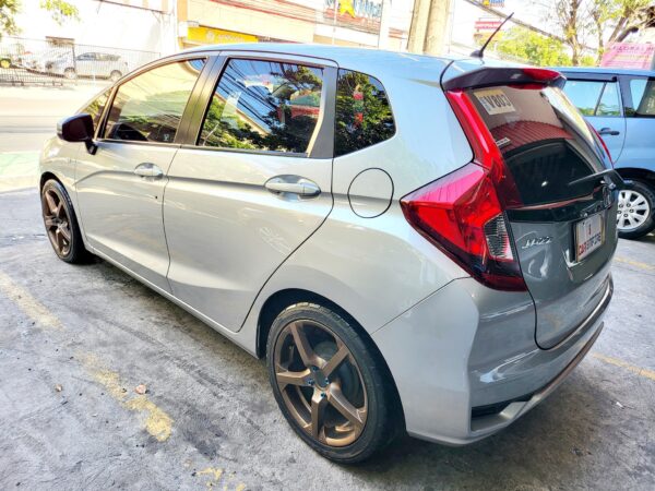 2018 Honda Jazz 1.5 V A/T - Image 4