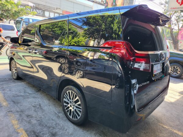 2018 Toyota Alphard 3.5 20K KM A/T - Image 4