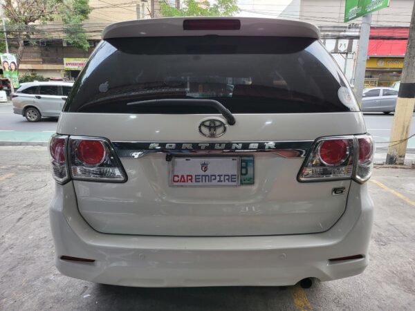 2013 Toyota Fortuner 2.7 G A/T - Image 6