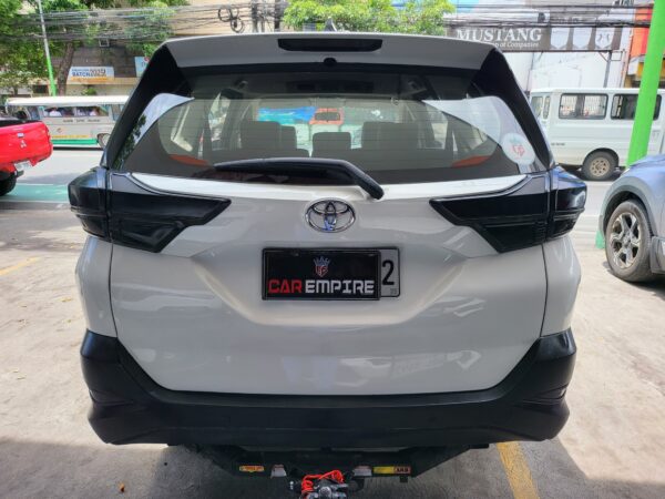 2018 Toyota Rush 1.5 E A/T - Image 5