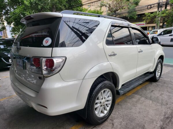 2013 Toyota Fortuner 2.7 G A/T - Image 7