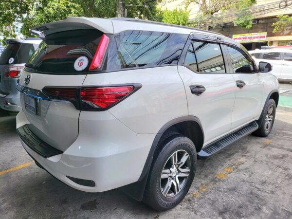 2019 Toyota Fortuner 2.4 G Diesel Casa Maintained A/T - Image 7