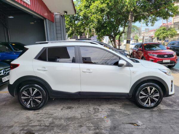 2022 Kia Stonic 1.4 LX 20K KM A/T - Image 7