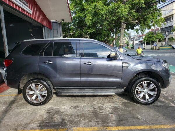 2017 Ford Everest 2.2 Titanium A/T - Image 7