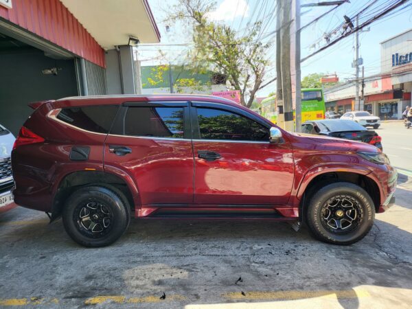 2016 Mitsubishi Montero 2.5 GT 4X4 Loaded A/T - Image 7