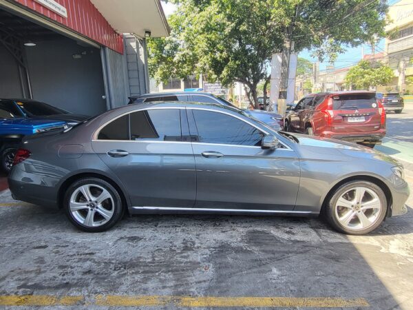 2018 Mercedes Benz E220d 2.0 Avantgarde A/T - Image 7